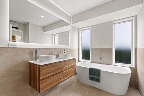 Photo of property in 108 Glenstrae Road, Redcliffs, Christchurch, 8081