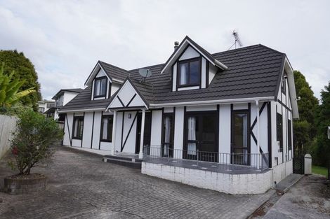 Photo of property in 16 Baltimore Place, Forrest Hill, Auckland, 0620