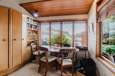 Photo of property in 134 Lake Crescent, Hamilton Lake, Hamilton, 3204