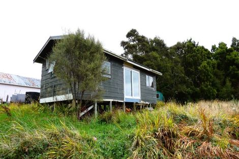 Photo of property in 49a Caledonian Road, Westport, 7892