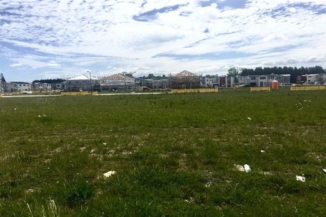 Photo of property in 28 Myland Drive, Hobsonville, Auckland, 0616