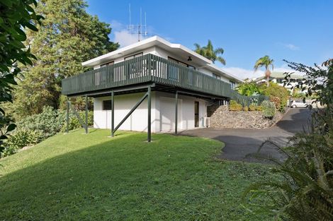 Photo of property in 18 Waikareao Way, Brookfield, Tauranga, 3110