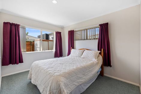 Photo of property in 17 Sandhurst Drive, Papamoa Beach, Papamoa, 3118