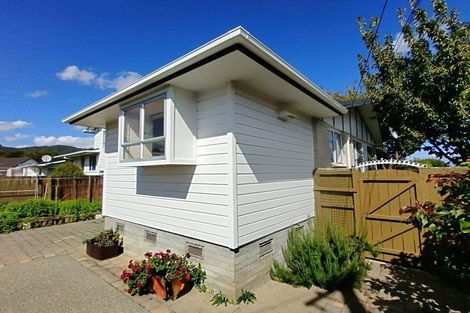 Photo of property in 1 Gordon Street, Avalon, Lower Hutt, 5011
