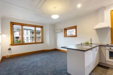 Photo of property in 53 Manor Place, Dunedin Central, Dunedin, 9016