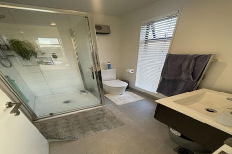 Photo of property in 52b Picton Avenue, Riccarton, Christchurch, 8011