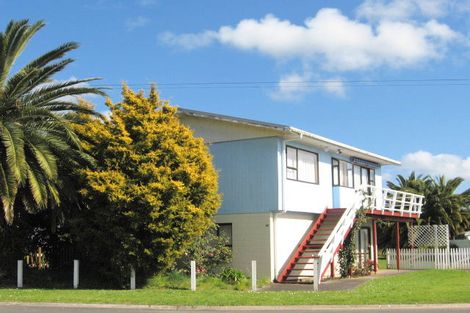 Photo of property in 14 Mill Road, Whitianga, 3510