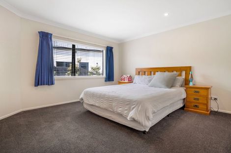 Photo of property in 22 Winslow Court, Huntington, Hamilton, 3210