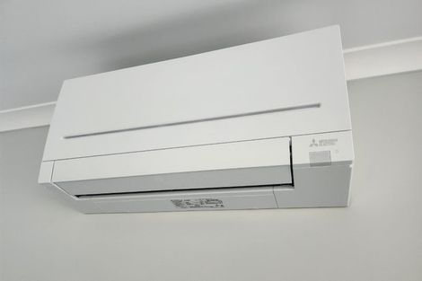 Photo of property in 2 Paapaka Way, Waiuku, 2123