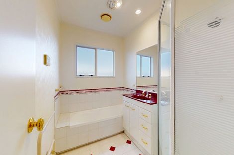 Photo of property in 16 Imran Terrace, Khandallah, Wellington, 6035