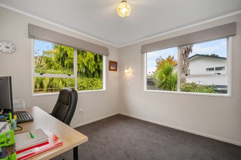 Photo of property in 44 Victory Street, Welcome Bay, Tauranga, 3112