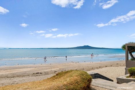 Photo of property in 2/26a Penning Road, Castor Bay, Auckland, 0620