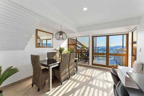 Photo of property in 10 Latham Road, York Bay, Lower Hutt, 5013