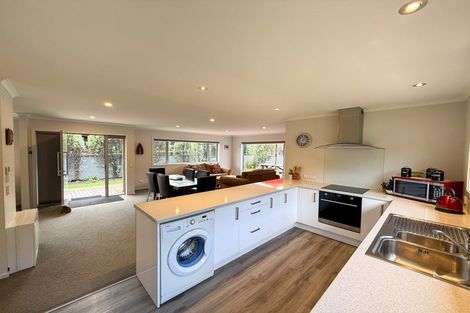 Photo of property in 7a Watino Place, Pohara, Takaka, 7183