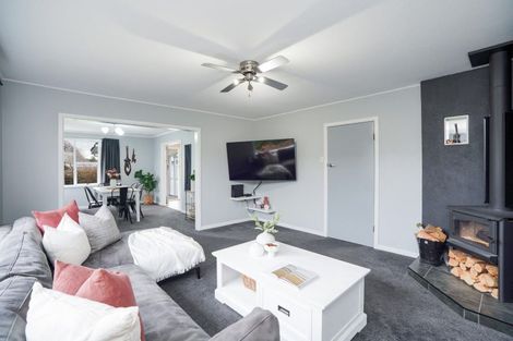 Photo of property in 52 Cargill Street, Waikiwi, Invercargill, 9810