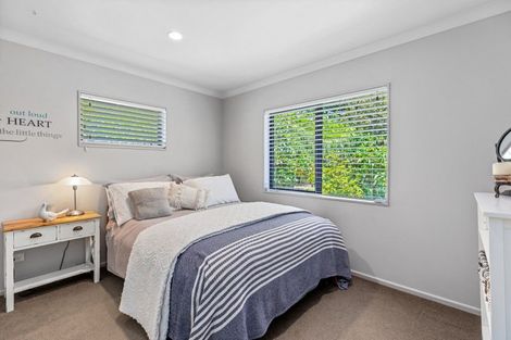 Photo of property in 18 Ko Place, Pyes Pa, Tauranga, 3112