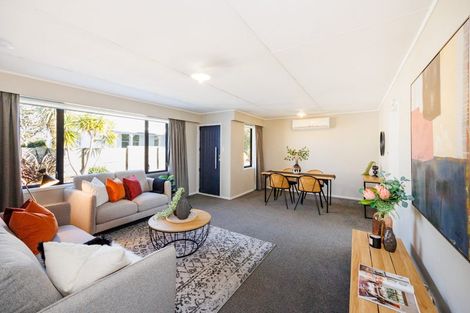 Photo of property in 29b Dunk Place, Milson, Palmerston North, 4414
