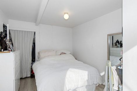 Photo of property in 3 Mcintyre Avenue, Mount Victoria, Wellington, 6011