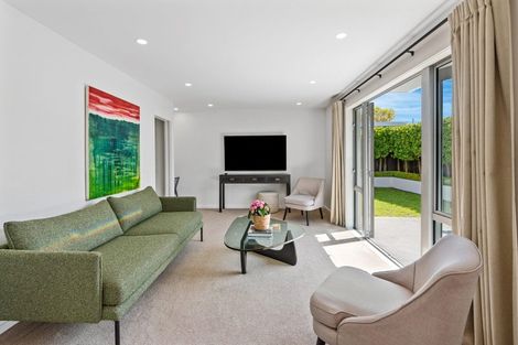 Photo of property in 82 Totara Street, Fendalton, Christchurch, 8041