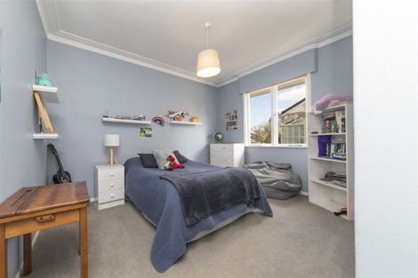 Photo of property in 10 Murray Road, Te Atatu Peninsula, Auckland, 0610