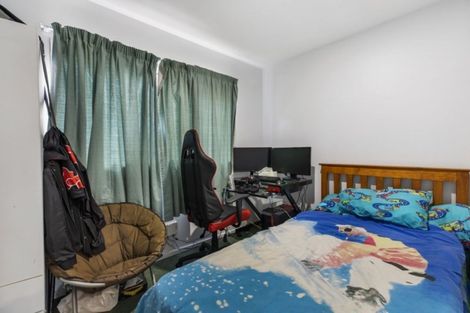 Photo of property in 20/1 Melview Place, New Lynn, Auckland, 0600