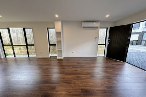 Photo of property in 1d Westall Road, New Lynn, Auckland, 0600