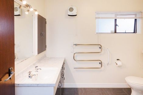 Photo of property in 4b Nottingham Avenue, Awapuni, Palmerston North, 4412