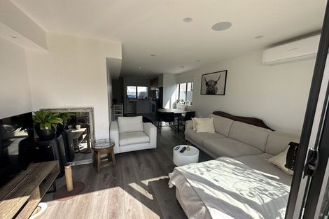 Photo of property in 6/5 Hikurangi Street, Te Atatu Peninsula, Auckland, 0610