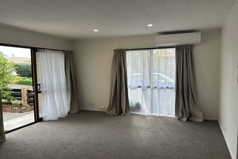 Photo of property in 1/2 Bill Ashcroft Grove, Havelock North, 4130