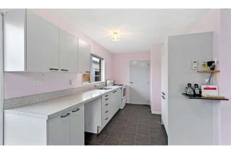 Photo of property in 139 Gilberthorpes Road, Hei Hei, Christchurch, 8042