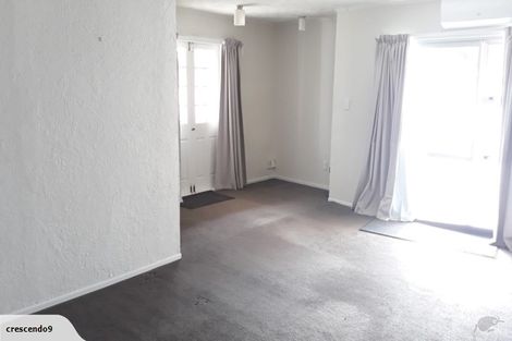 Photo of property in 5 Denver Avenue, Sunnyvale, Auckland, 0612
