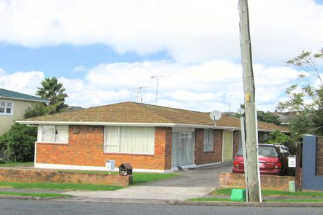 Photo of property in 1/32 Eastern Beach Road, Eastern Beach, Auckland, 2012