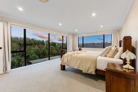 Photo of property in 36 Longshore Drive, Long Bay, Auckland, 0630