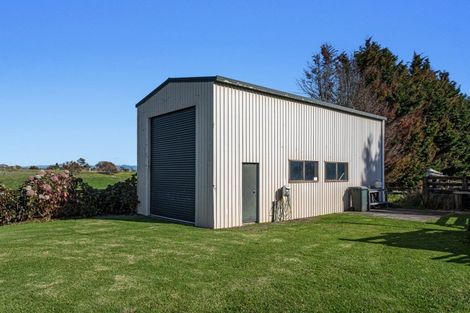 Photo of property in 9 Moore Road, Thornton, Whakatane, 3194