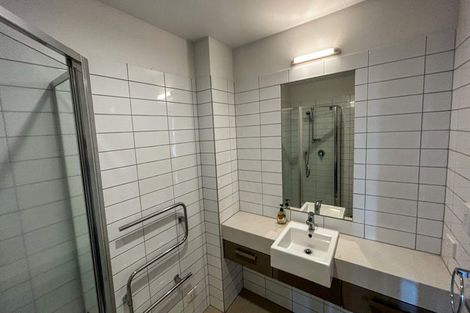 Photo of property in Bella Vista, 2d/84 Gunner Drive, Te Atatu Peninsula, Auckland, 0610