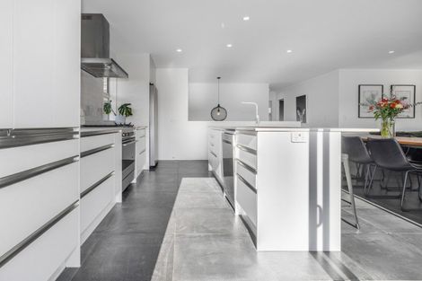 Photo of property in 11 Botany Lane, Whitby, Porirua, 5024