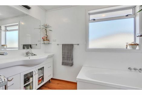 Photo of property in 75 Kowhai Avenue, Rangiora, 7400