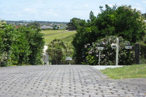 Photo of property in 28 Ngahere Road, Pukekohe, 2120