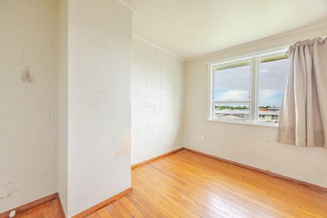 Photo of property in 804-806 Takapu Place, Camberley, Hastings, 4120