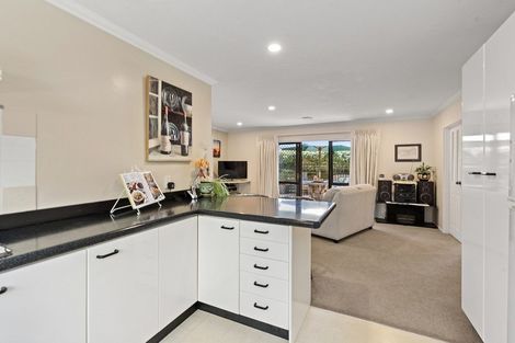 Photo of property in 68 Kapanui Road, Waikanae, 5036