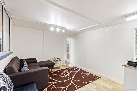 Photo of property in 26 Caringbah Drive, Papatoetoe, Auckland, 2025