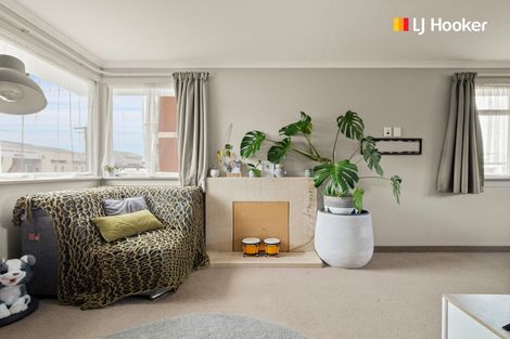 Photo of property in 73 Macandrew Road, South Dunedin, Dunedin, 9012