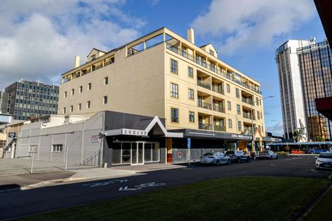 Photo of property in 3/6p Queen Street, Palmerston North, 4410