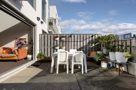 Photo of property in 25/31 Reynolds Place, Papamoa Beach, Papamoa, 3118