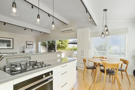 Photo of property in 84 Tiraumea Drive, Pakuranga, Auckland, 2010