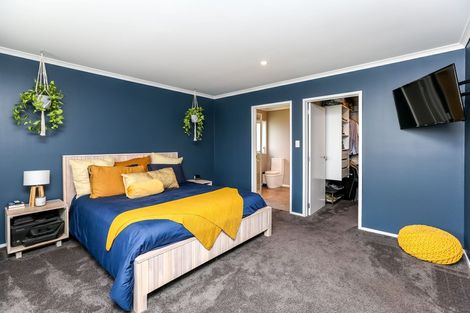Photo of property in 3 Keene Drive, Bell Block, New Plymouth, 4312