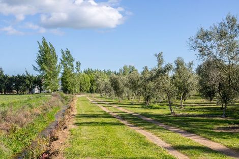 Photo of property in 138 Dakins Road, East Taratahi, Carterton, 5887