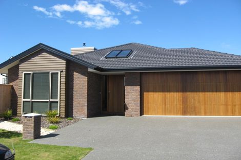 Photo of property in 30 Brookfield Drive, Northwood, Christchurch, 8051
