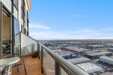 Photo of property in 16e/18 Ronwood Avenue, Manukau, Auckland, 2104