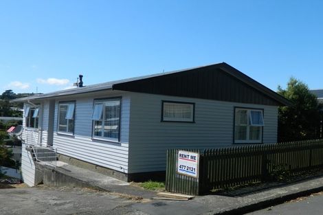 Photo of property in 3 Merritt Way, Newlands, Wellington, 6037